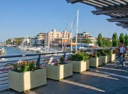 Hotel Adriatico 3*