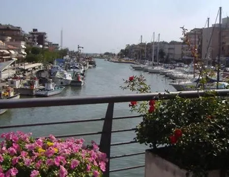 Adriatico Hotel 3*